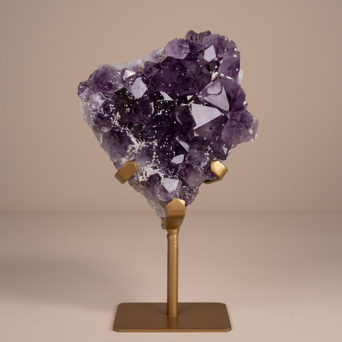 Amethyst mit Sugar auf Stand - Epomina
