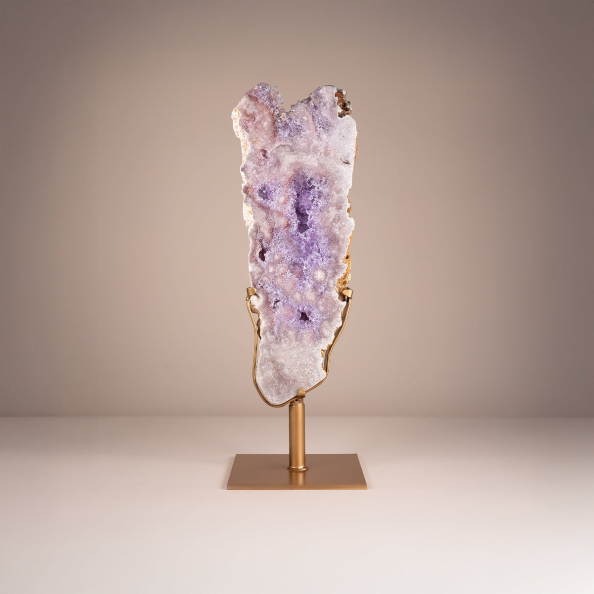 Amethyst Scheibe auf Stand ,,Pink Amethyst'' - Epomina