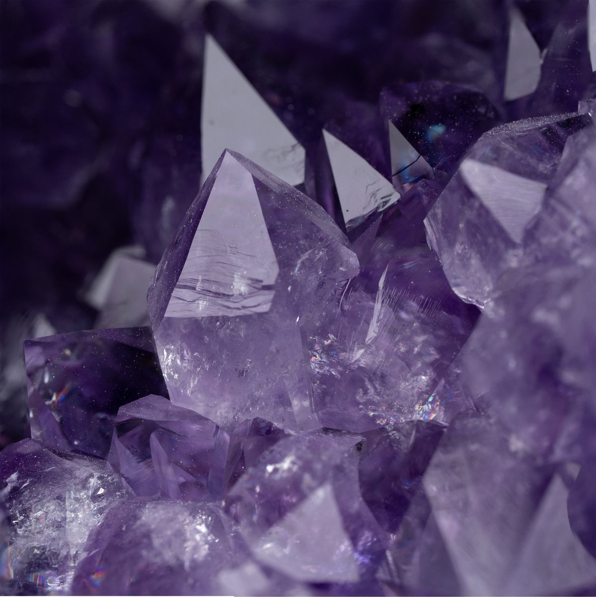 Amethyst Tropfen auf Stand - Epomina