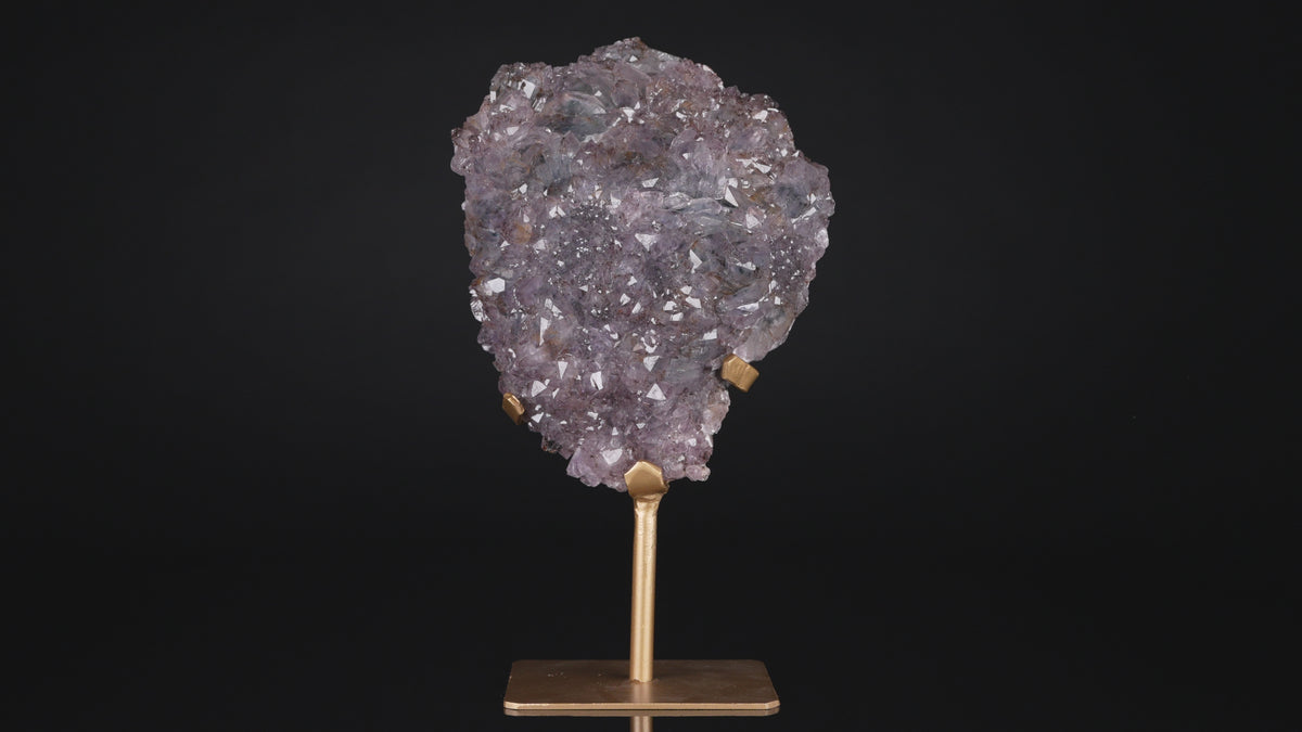 Rainbow Amethyst auf Stand