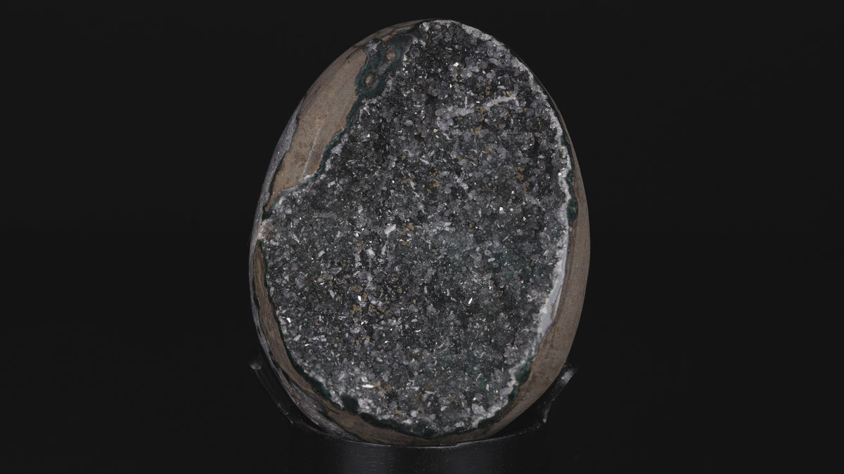 Quarz Druse - ,,Schwarzer Amethyst''