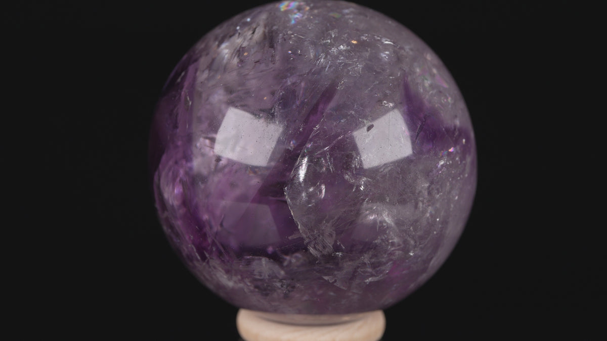 Amethyst Phantom Kugel mit Regenbogen