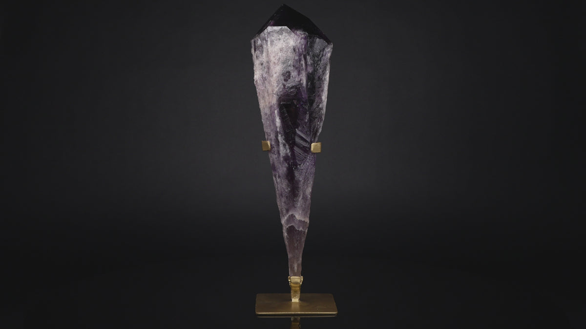 Amethyst Spitze mit Ametrin auf Stand